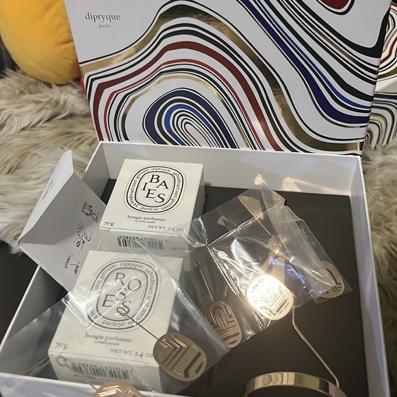 Diptyque Paris - Rosse & bais Candle & Carousel Set - Picture 2 of 6